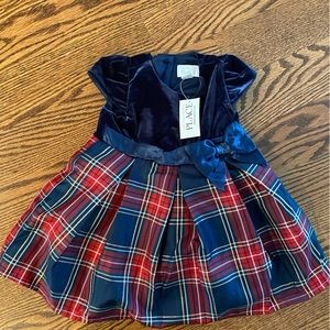 Children’s place holiday dress Size 9-12 months NWT